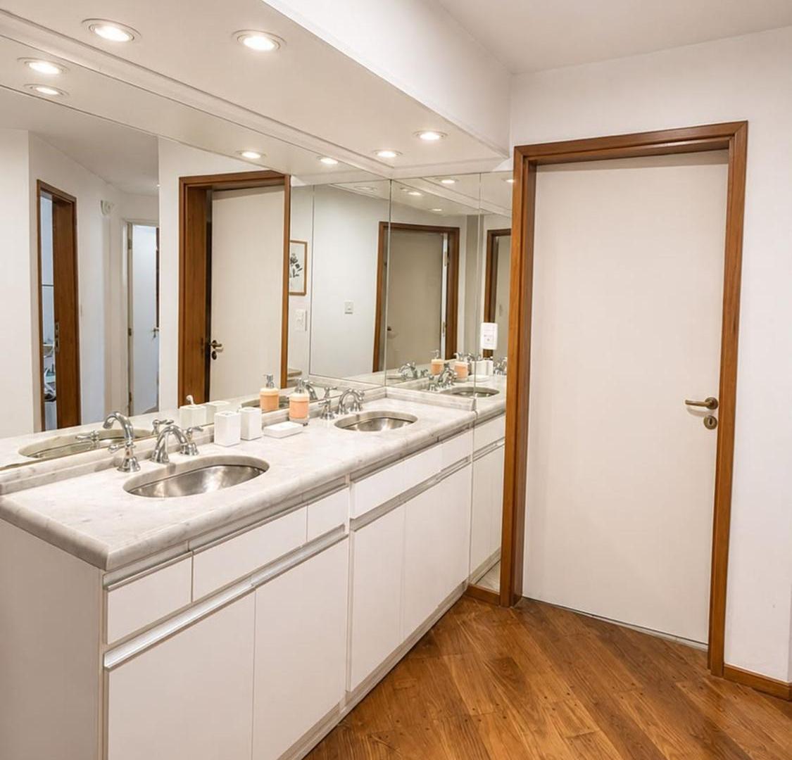 Foto de Casa Villa Belgrano 3 dormitorios 406m2, imagen 2