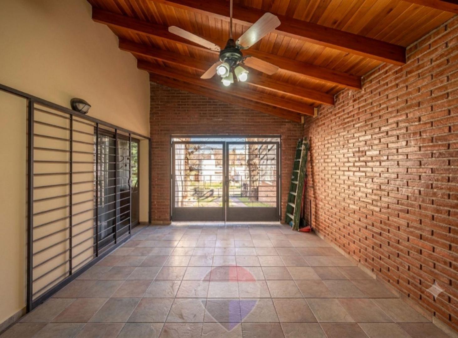 Foto de Venta casa 3 dormi pileta frente al rio playas oro, imagen 5