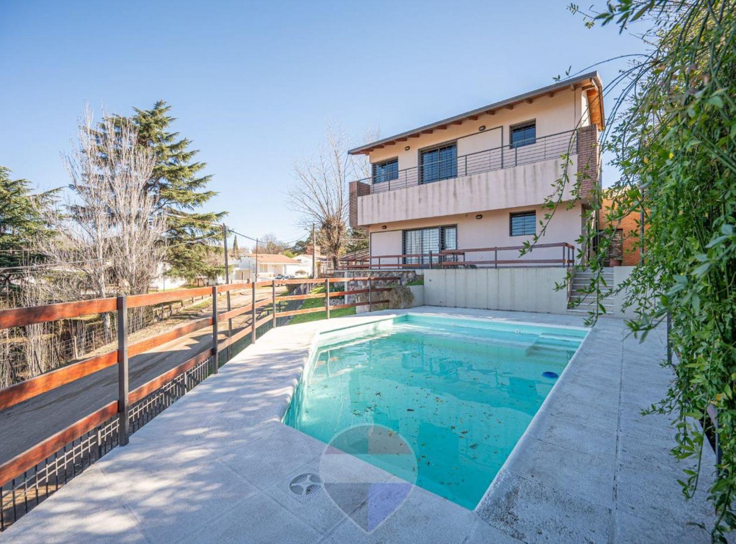 Foto de Venta casa 3 dormi pileta frente al rio playas oro, imagen 3