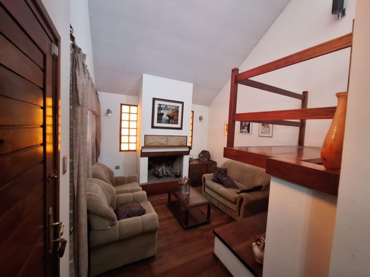 Foto de Casa 4 Dormitorios Pileta en Barrio San Salvador, imagen 4