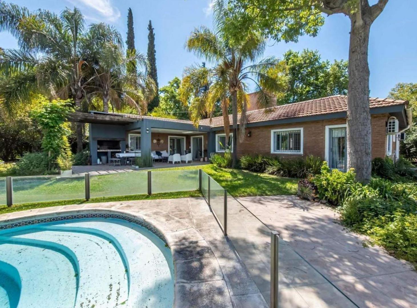 Foto de Hermosa casa en villa Rivera Indarte con pileta, imagen 5