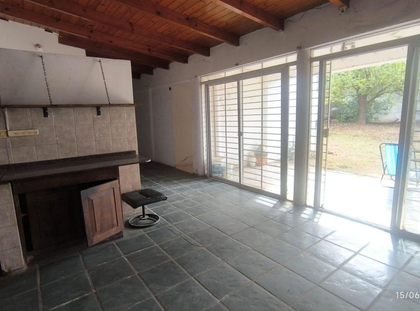Foto de SE VENDE AMPLIA CASA 3 DORMITORIOS EN SAN iGNACIO, imagen 4
