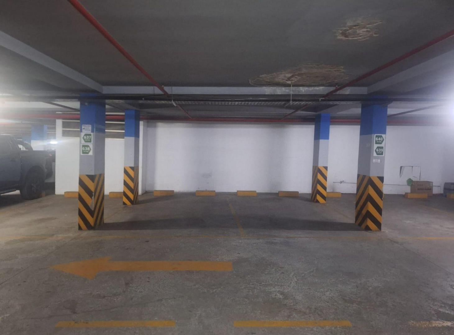 Foto de VENTA COCHERA COMPLEJO ALTO VILLASOL, imagen 3