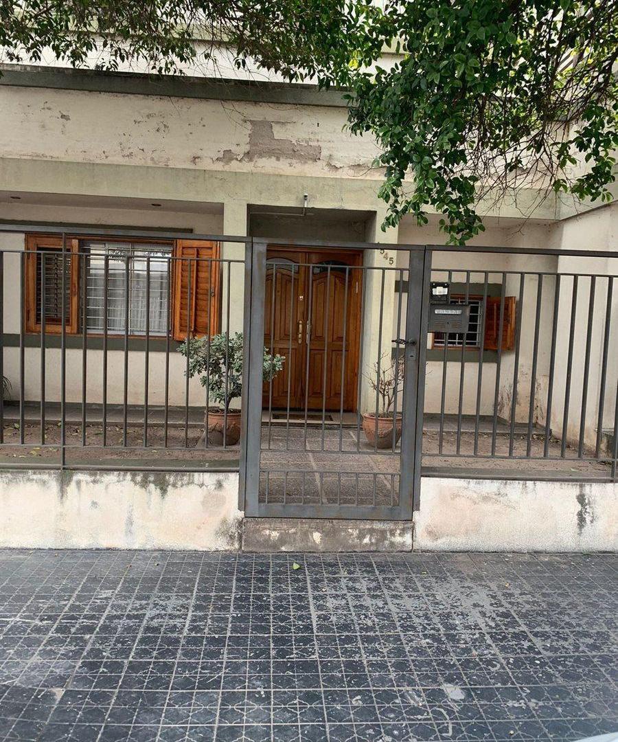 Foto de Casa Bª Pueyrredon 4 DORM CON PILETA, imagen 1