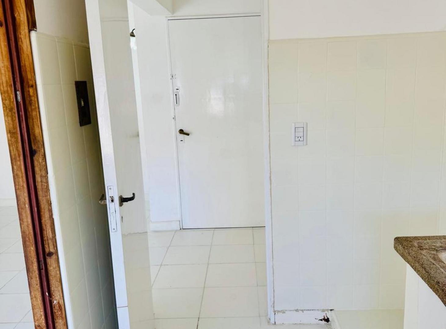 Foto de Venta Departamento 3 Dorm Rio Cuarto, imagen 5