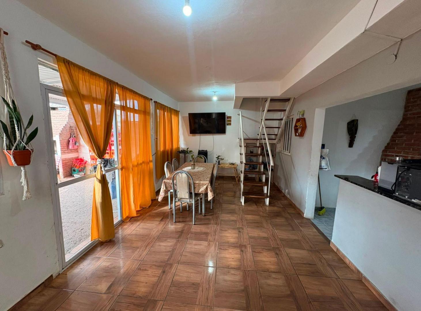 Foto de Oportunidad 2 Propiedades Independientes en Venta!, imagen 1