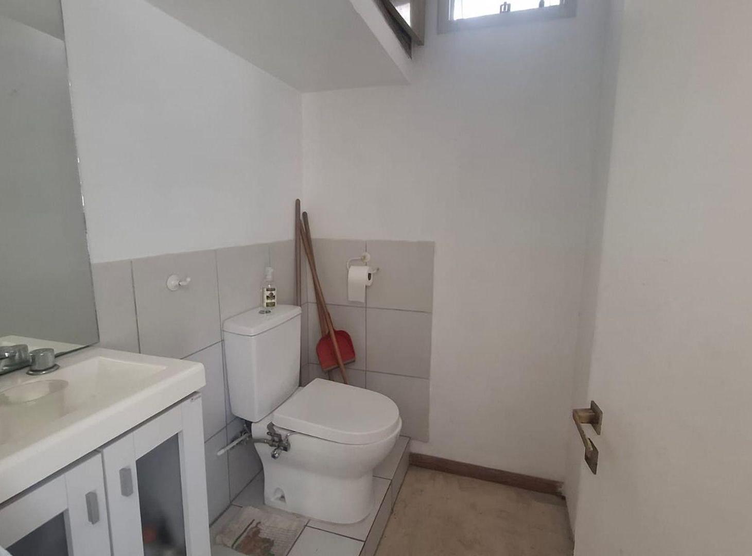 Foto de Venta de Local y 4 departamentos Villa Carlos Paz, imagen 1