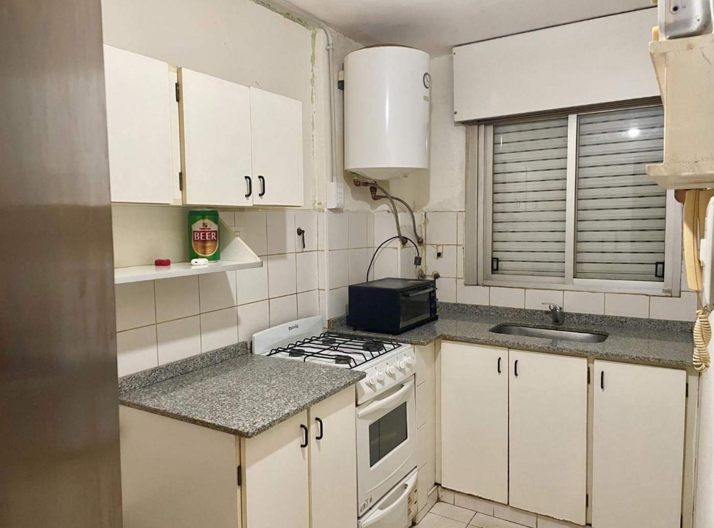 Foto de DEPARTAMENTO 1 DORM PB C/PATIO- CENTRO - ESCRITURA, imagen 3