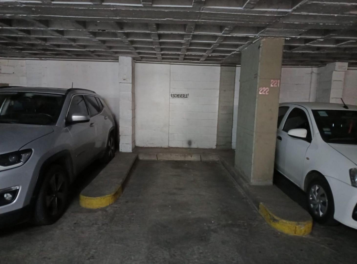 Foto de COCHERA BV CHACABUCO EDIF ARGENTA V PISO 2 CENTRO, imagen 4