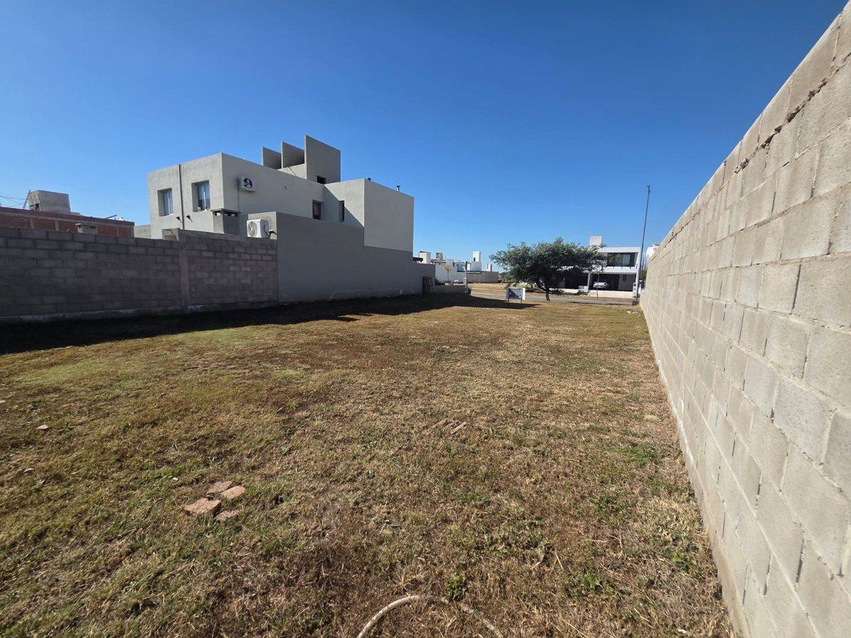 Foto de Venta Lote 360 en Docta Boulevard, imagen 3