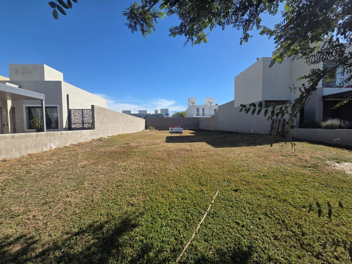 Foto de Venta Lote 360 en Docta Boulevard, imagen 2