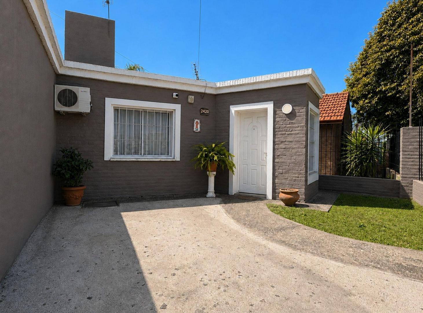 Foto de EN VENTA CASA MARQUES SOBREMONTE 1 Dormitorio, imagen 3