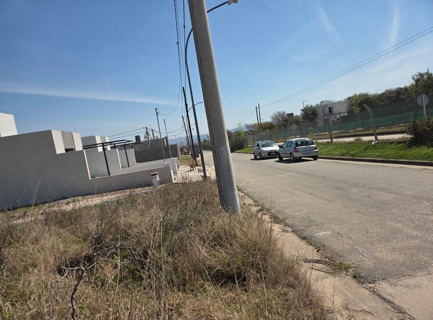 Foto de LOTE ESQUINA 418 MT2 BARRIO CERRADO NORTE GAMA 1, imagen 2