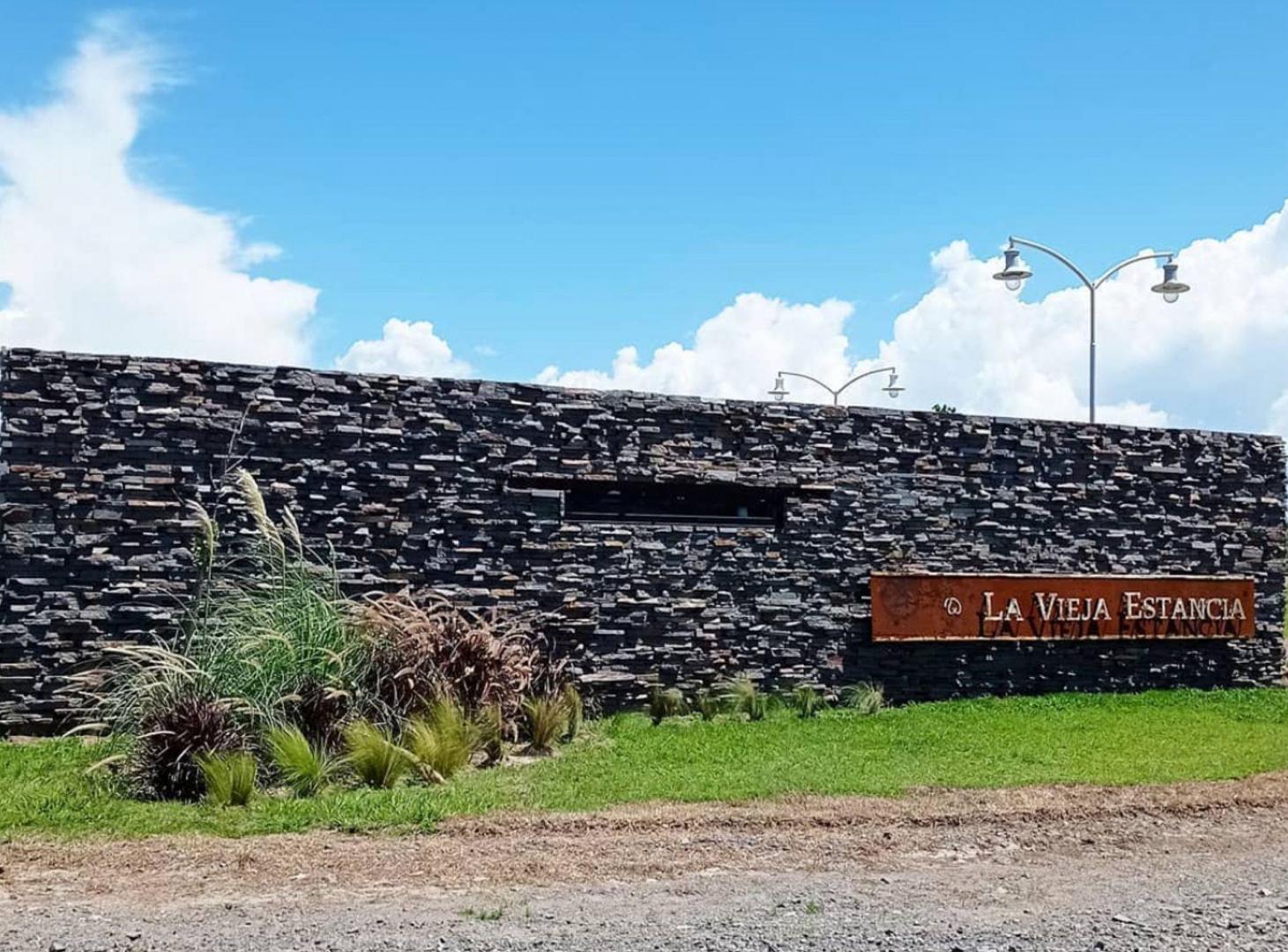 Foto de VENTA LOTE 378 m² - LA VIEJA ESTANCIA - ESCRITURA, imagen 1