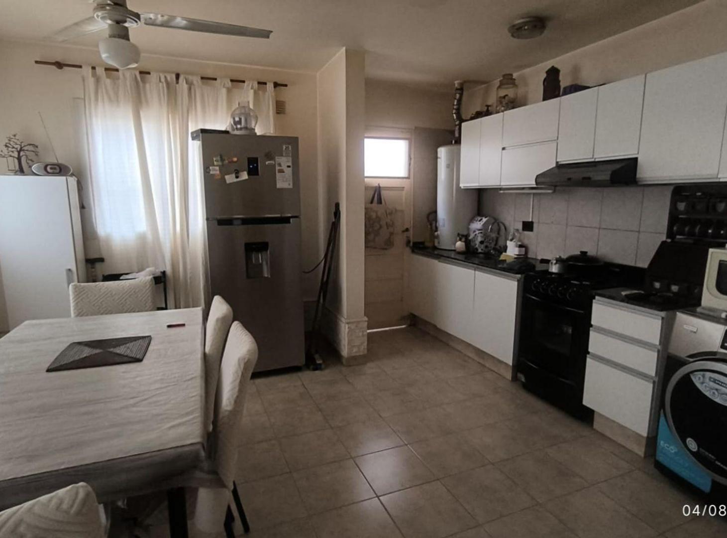 Foto de CASA EN VENTA 3 DORMIS APTA CREDITO VILLA ALLENDE, imagen 3