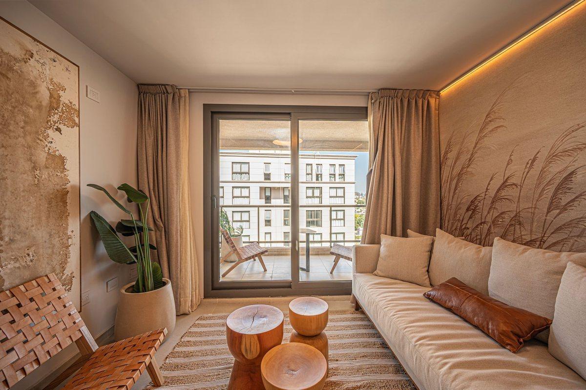 Foto de VENTA DPTO 2 DORMI 2 BAÑOS OPERA PARK PISO 12 COCH, imagen 3