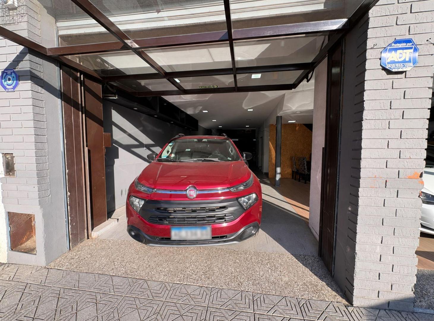 Foto de ALQUILER LOCAL COMERCIAL AV. ALEM, imagen 1