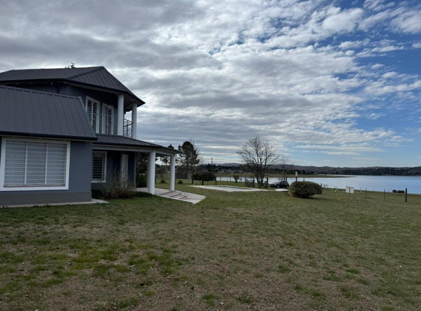 Foto de CASA FRENTE AL LAGO LOS MOLINOS – POTRERO DE GARAY, imagen 3