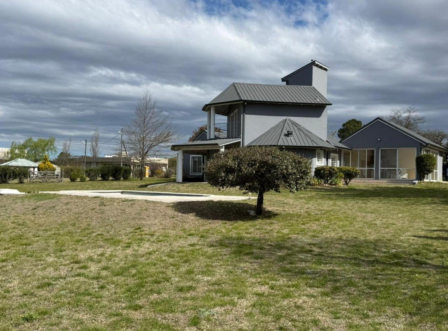Foto de CASA FRENTE AL LAGO LOS MOLINOS – POTRERO DE GARAY, imagen 2