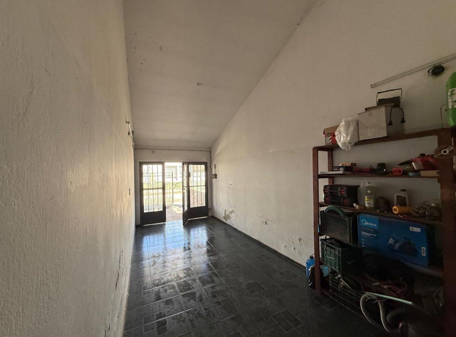 Foto de VENTA CASA 3 DORM B° ARENALES, imagen 5