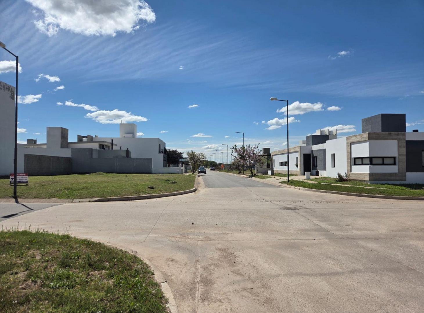 Foto de LOTE EN DOCTA BOULEVARD ZONA SUPER CONSOLIDADA, imagen 2