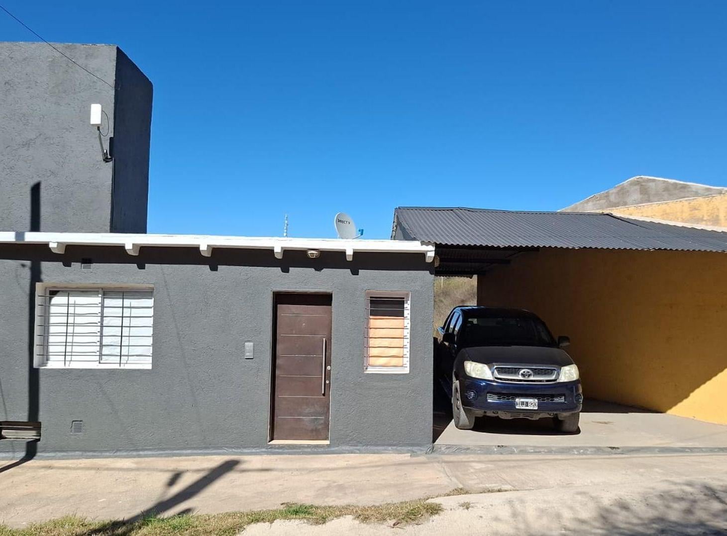 Foto de VENTA AMPLIO DUPLEX 2DOR CUESTA COLORADA APTO CRÉD, imagen 1