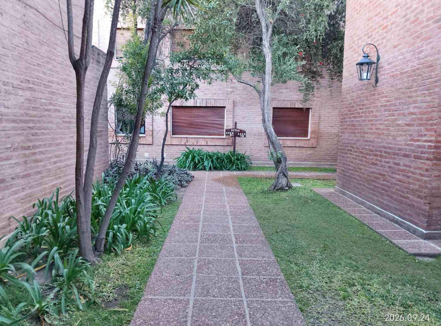 Foto de DEPTO 2 DORM BARRIO JARDIN-COMPLEJO CERRADO, imagen 2