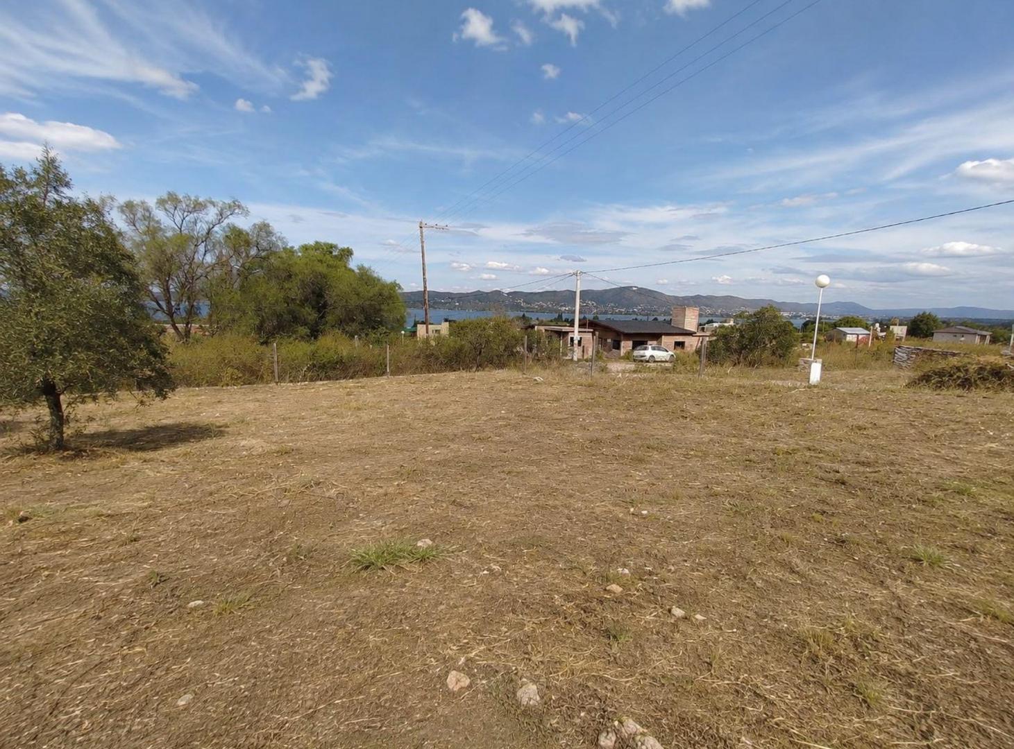 Foto de VENDO LOTE 1200M2 A 2 CUADRAS DEL LAGO SAN ROQUE, imagen 2