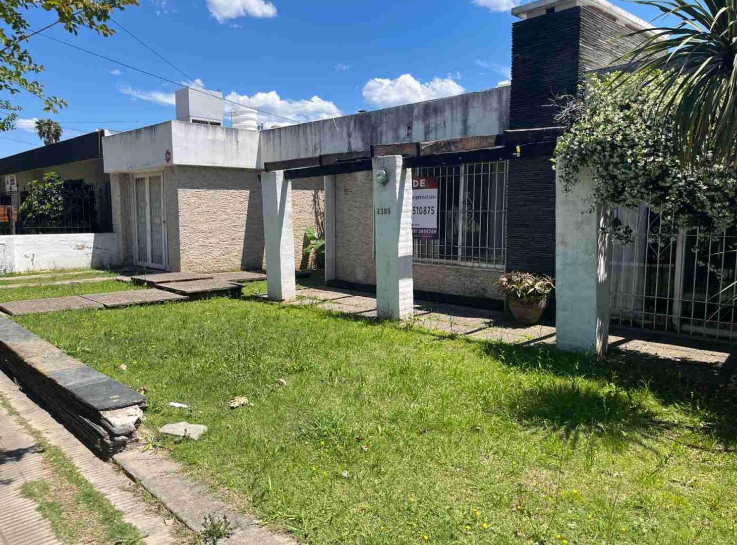 Foto de GRAN CASA 3 DORMITORIOS VILLA CENTENARIO, imagen 3