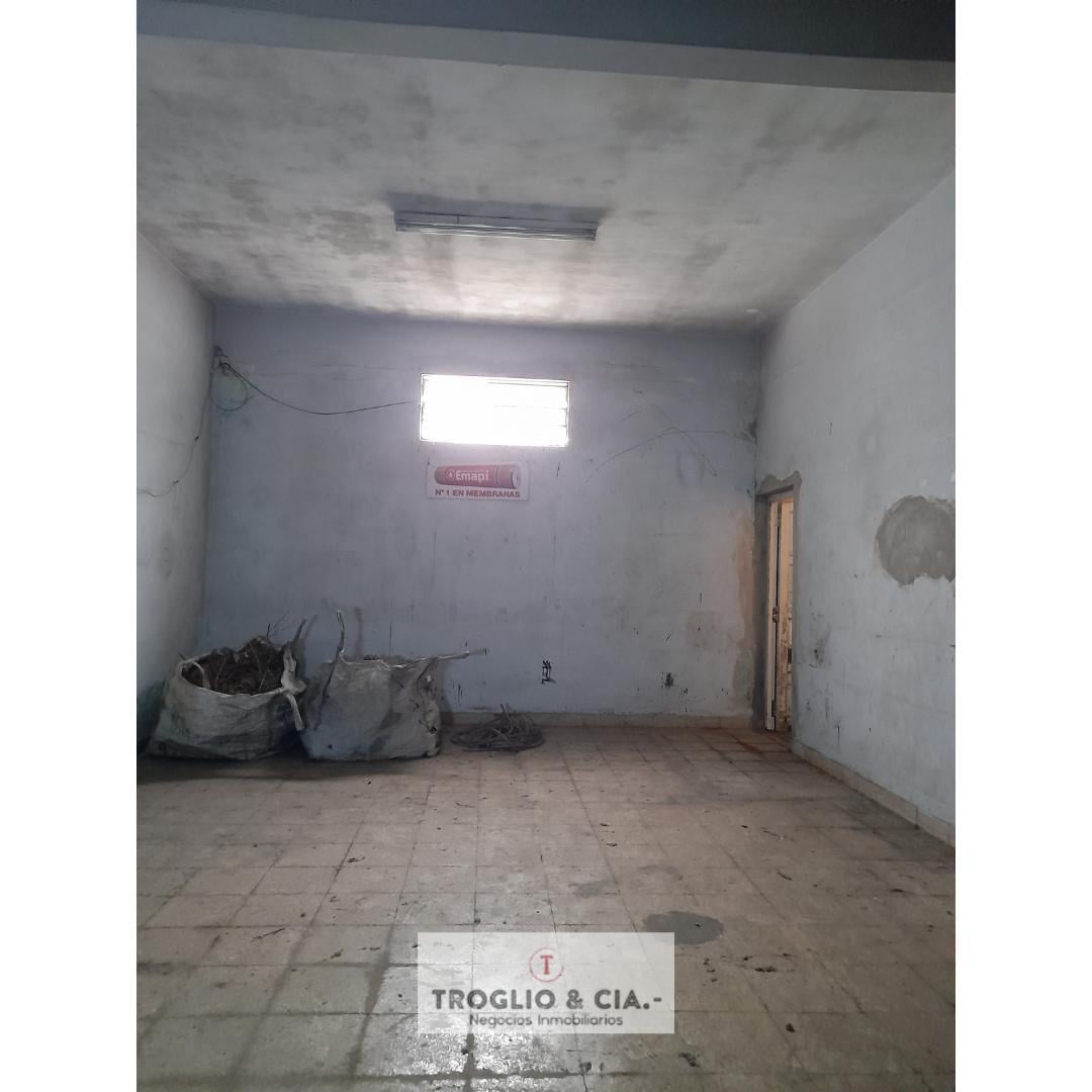 CASA 3 AMB MAS LOCALES-JUAN B JUSTO AL 3000