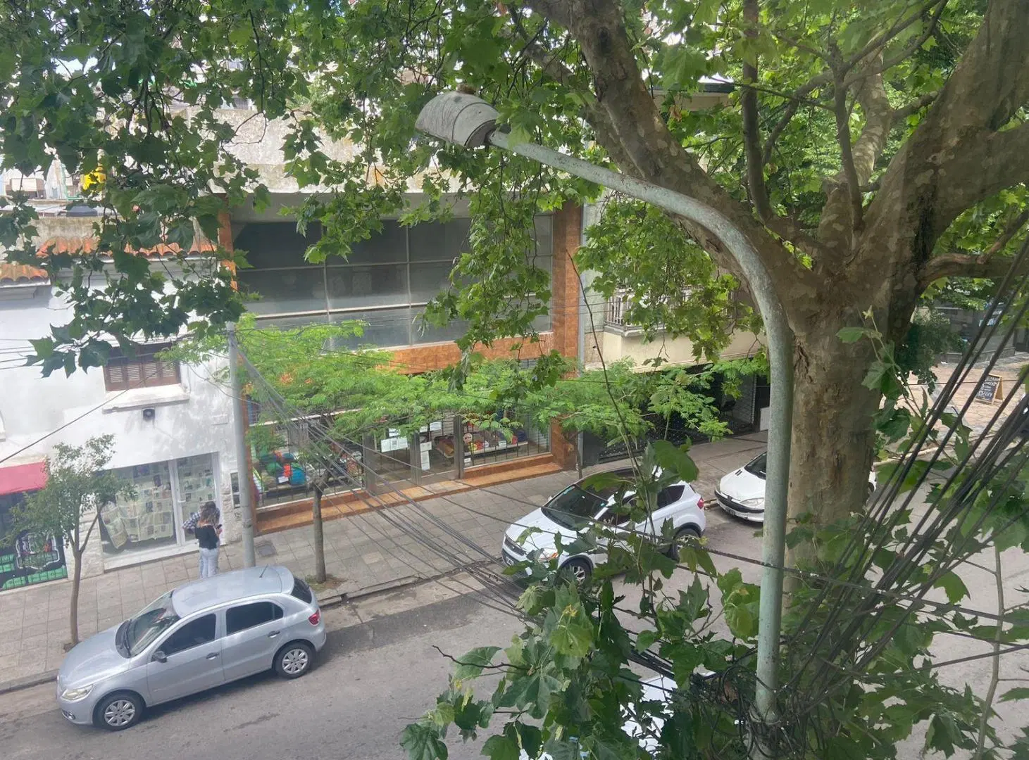 DEPARTAMENTO UN AMB Y MEDIO, BALCON A LA CALLE-JUJUY AL 1600 5
