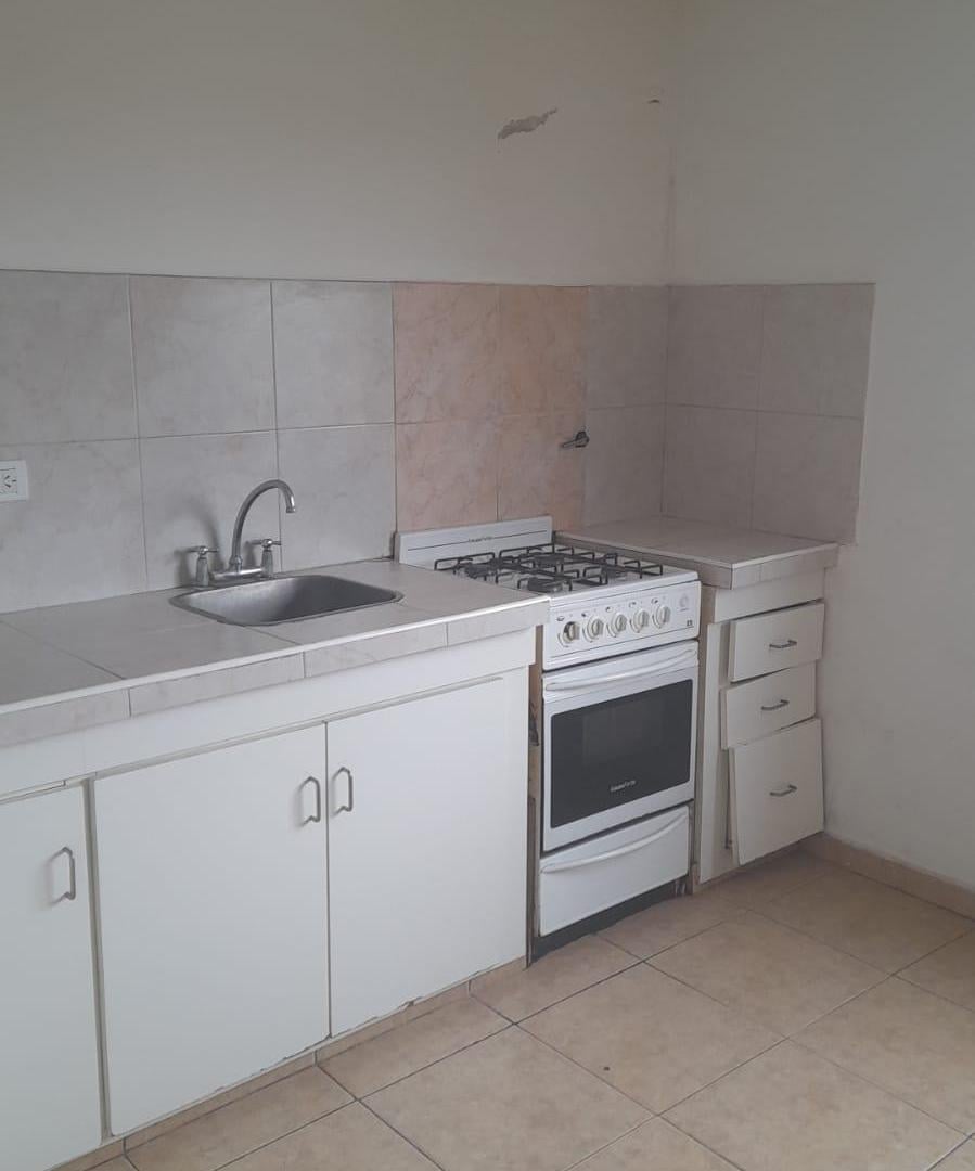 Foto de 2 AMBIENTES EN ALQUILER-JUNCAL Y PRIMERA JUNTA, imagen 2