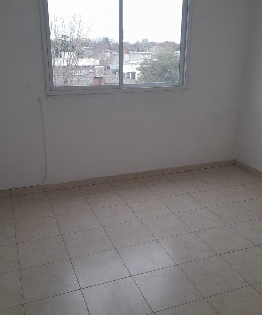 Foto de 2 AMBIENTES EN ALQUILER-JUNCAL Y PRIMERA JUNTA, imagen 2