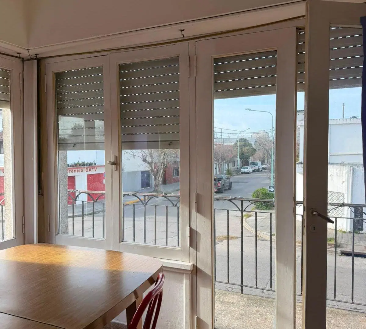 DEPARTAMENTO DOS AMB. CON BALCÓN - ZONA GARAY 3700 1