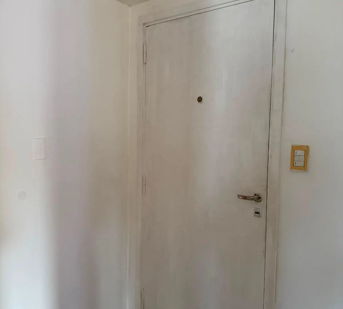 DEPARTAMENTO DOS AMB. CON BALCÓN - ZONA GARAY 3700 5