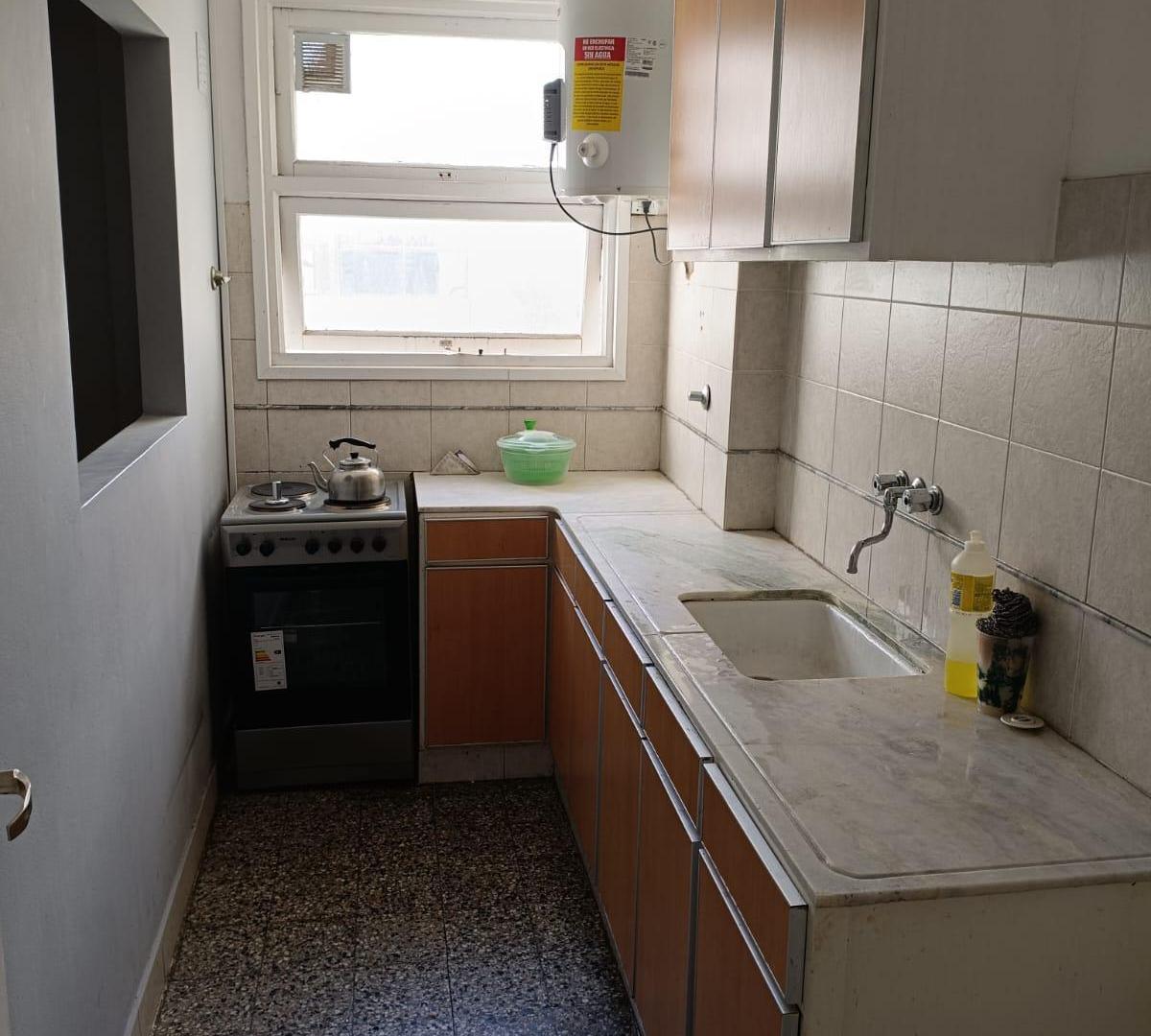 Foto de DEPARTAMENTO DOS AMBIENTES - ZONA AV. LURO 2600, imagen 2