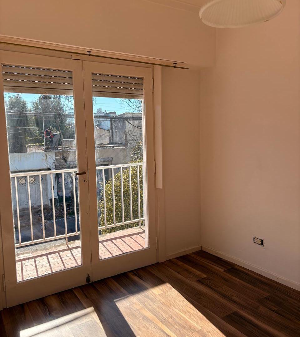 Foto de DEPARTAMENTO 3 AMBIENTES CON BALCON - ALBERTI 3800, imagen 5