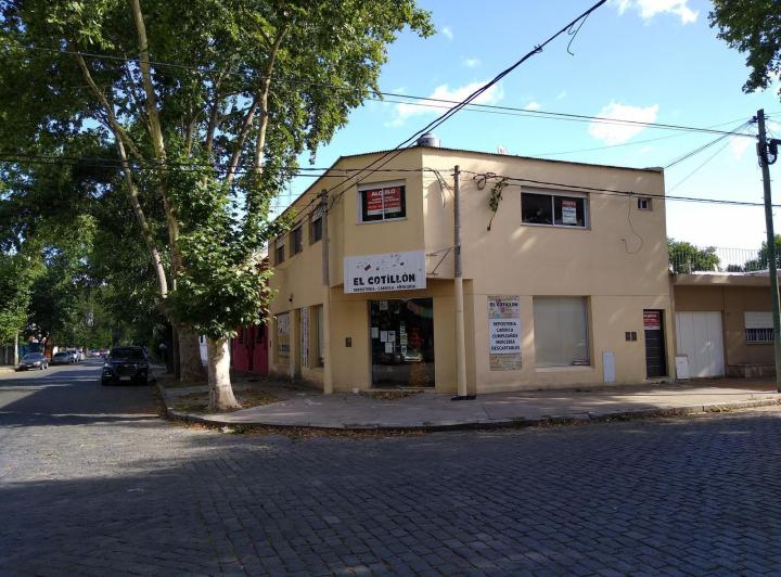 Oficina / Consultorios en 1