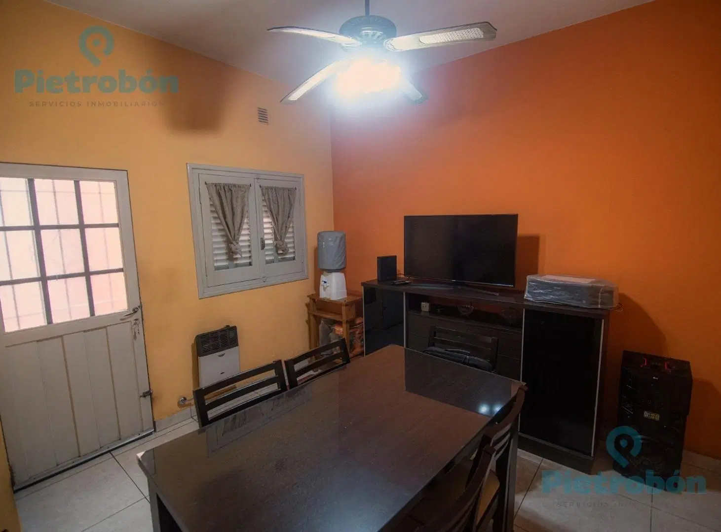 VENTA DE CASA CON LOCAL INDEPENDIENTE 1