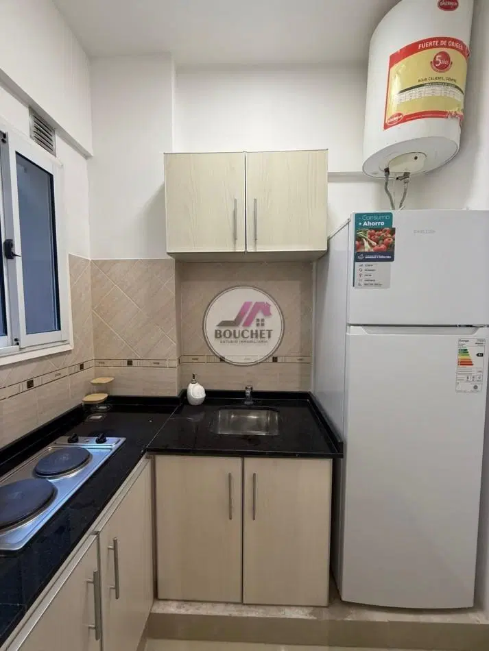 DEPARTAMENTO MONOAMBIENTE RECICLADO EN VENTA | PLAZA COLON 5