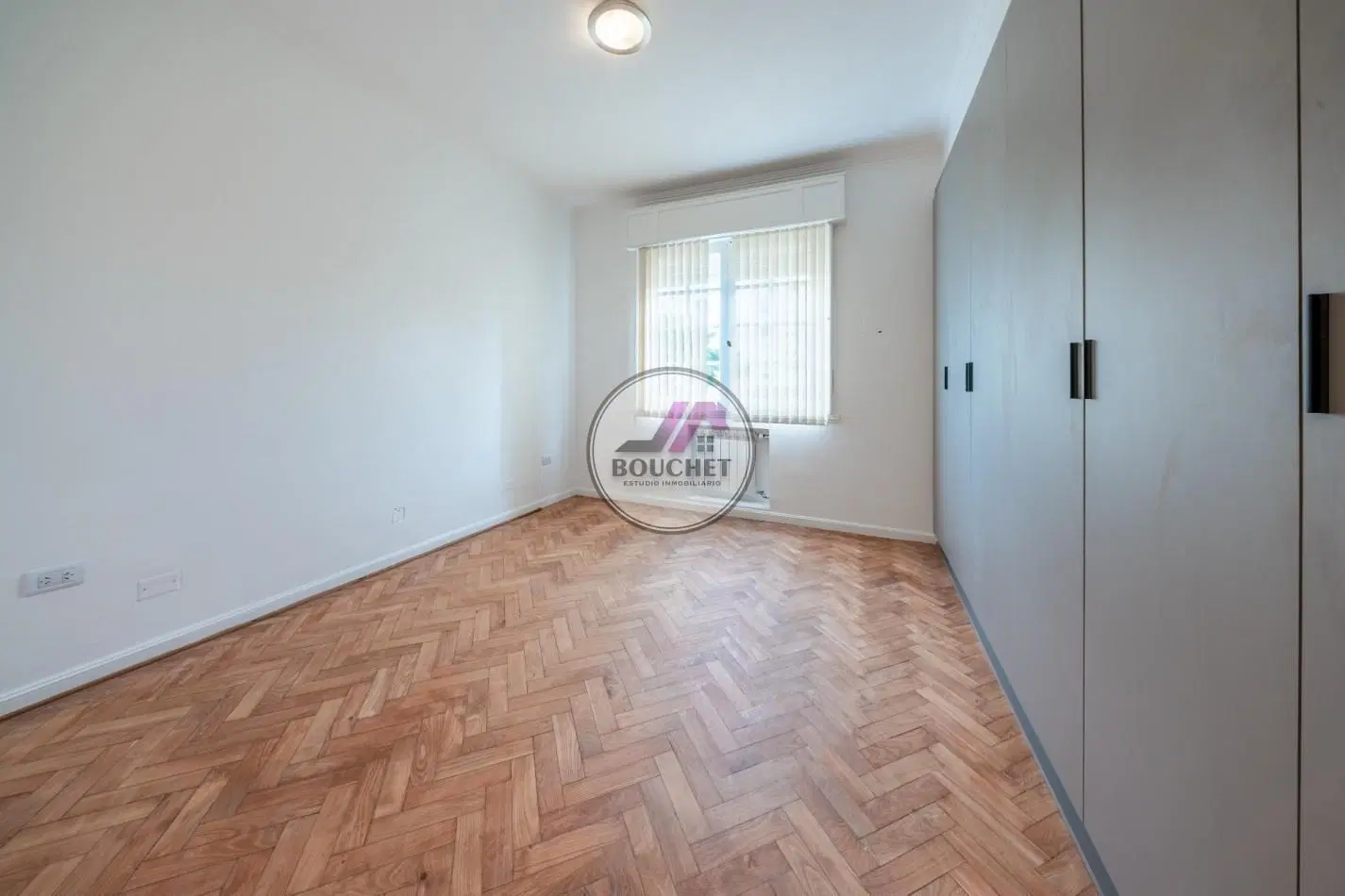DEPARTAMENTO 4 AMBIENTES RECICLADO EN VENTA | PLAZA MITRE 5
