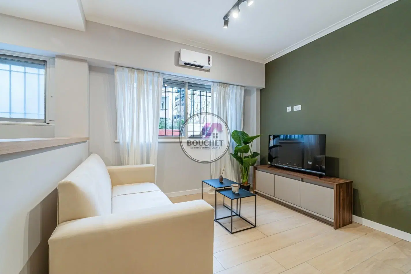 DEPARTAMENTO 2 AMBIENTES A LA CALLE CON PATIO EN VENTA | ZONA ALDREY 5