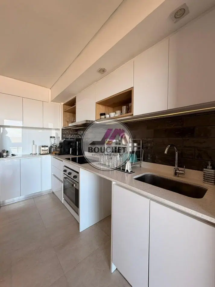 DEPARTAMENTO 3 AMBIENTES CON COCHERA Y VISTA AL MAR EN VENTA | CONSTITUCION 2