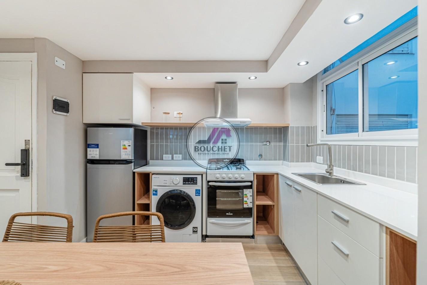 Foto de DEPARTAMENTO 2 AMBIENTES RECICLADO SOBRE COLON EN VENTA | PLAZA COLON, imagen 2