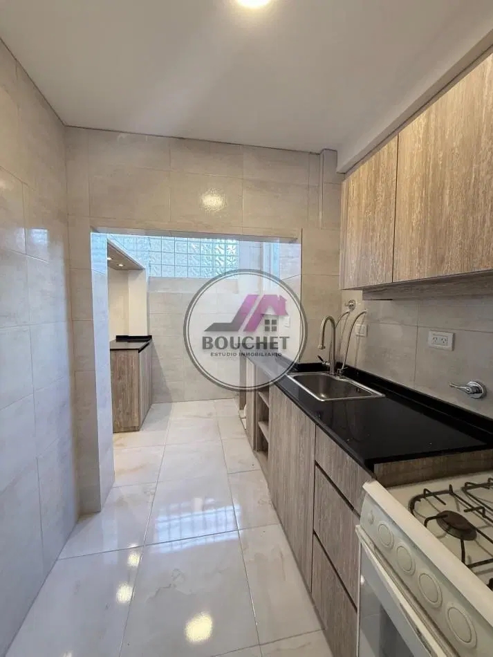 DEPARTAMENTO 2 AMBIENTES CON ESPACIO DE COCHERA EN VENTA | CHAUVIN 3