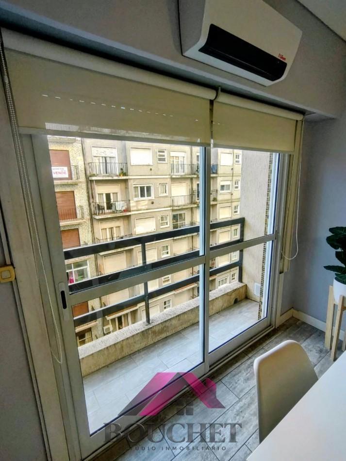 Foto de DEPARTAMENTO MONOAMBIENTE CON BALCON EN VENTA | PLAZA COLON, imagen 3
