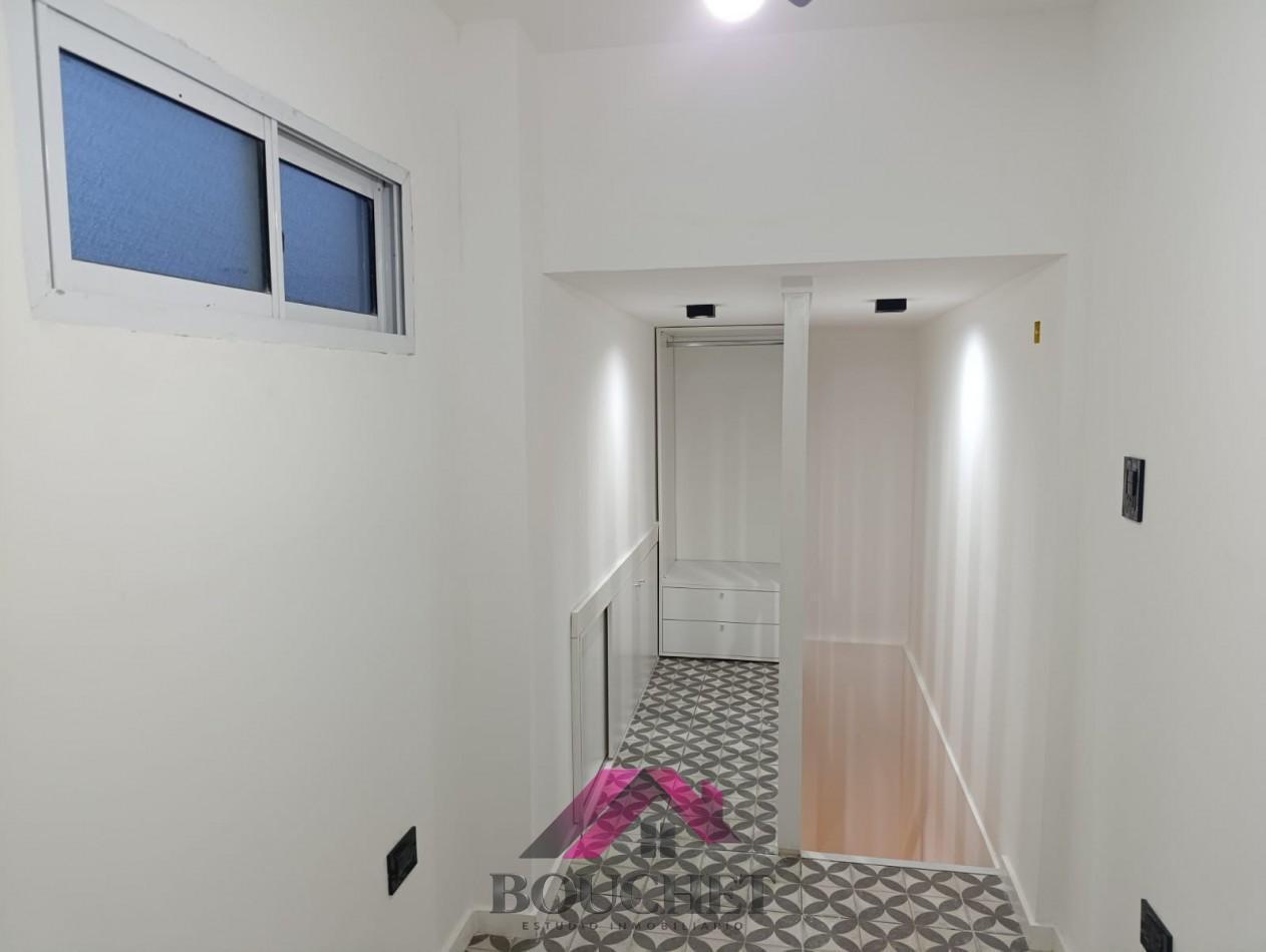 Foto de PH AMBIENTE Y MEDIO POR PLANTA ALTA EN VENTA | PARQUE LURO, imagen 5