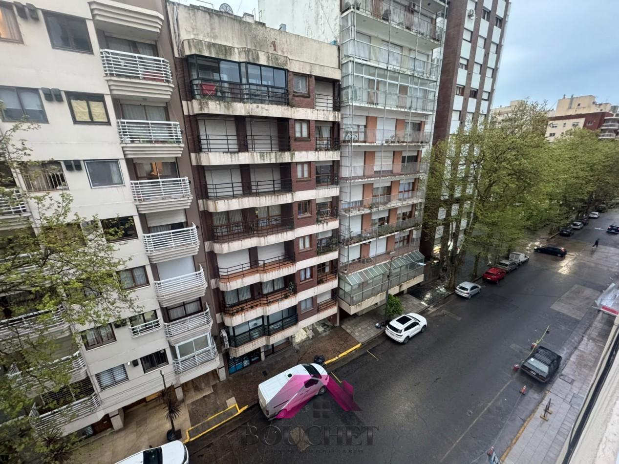 Foto de DEPARTAMENTO MONOAMBIENTE A LA CALLE EN VENTA | PLAZA COLON, imagen 3