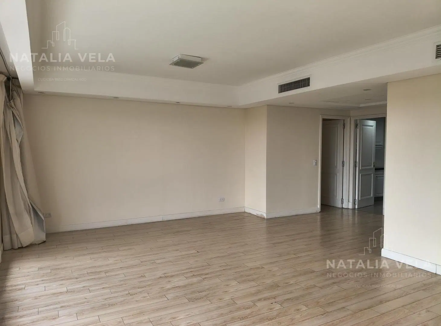 VENTA / ALQUILER + 3 ambientes c/dep. + cochera – vista abierta a la reserva – Chateau Puerto Madero 5