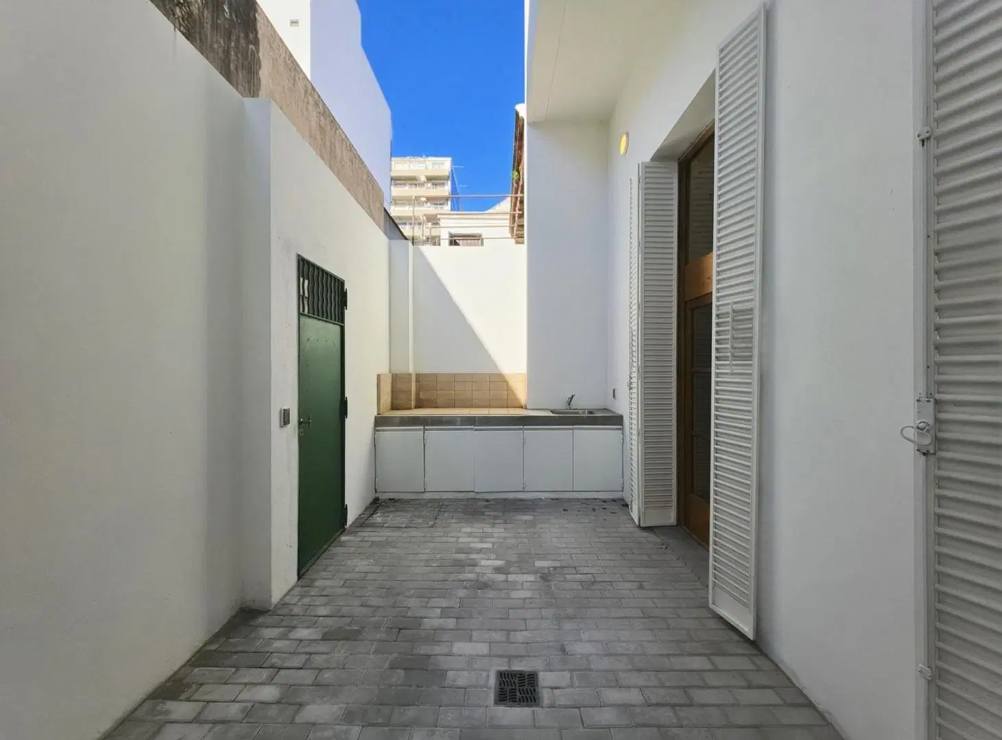 Venta, Casa Pasillo NO PH, 3 dorm, Escritorio, Patio parrillero, A estrenar, Mendoza 2400 4